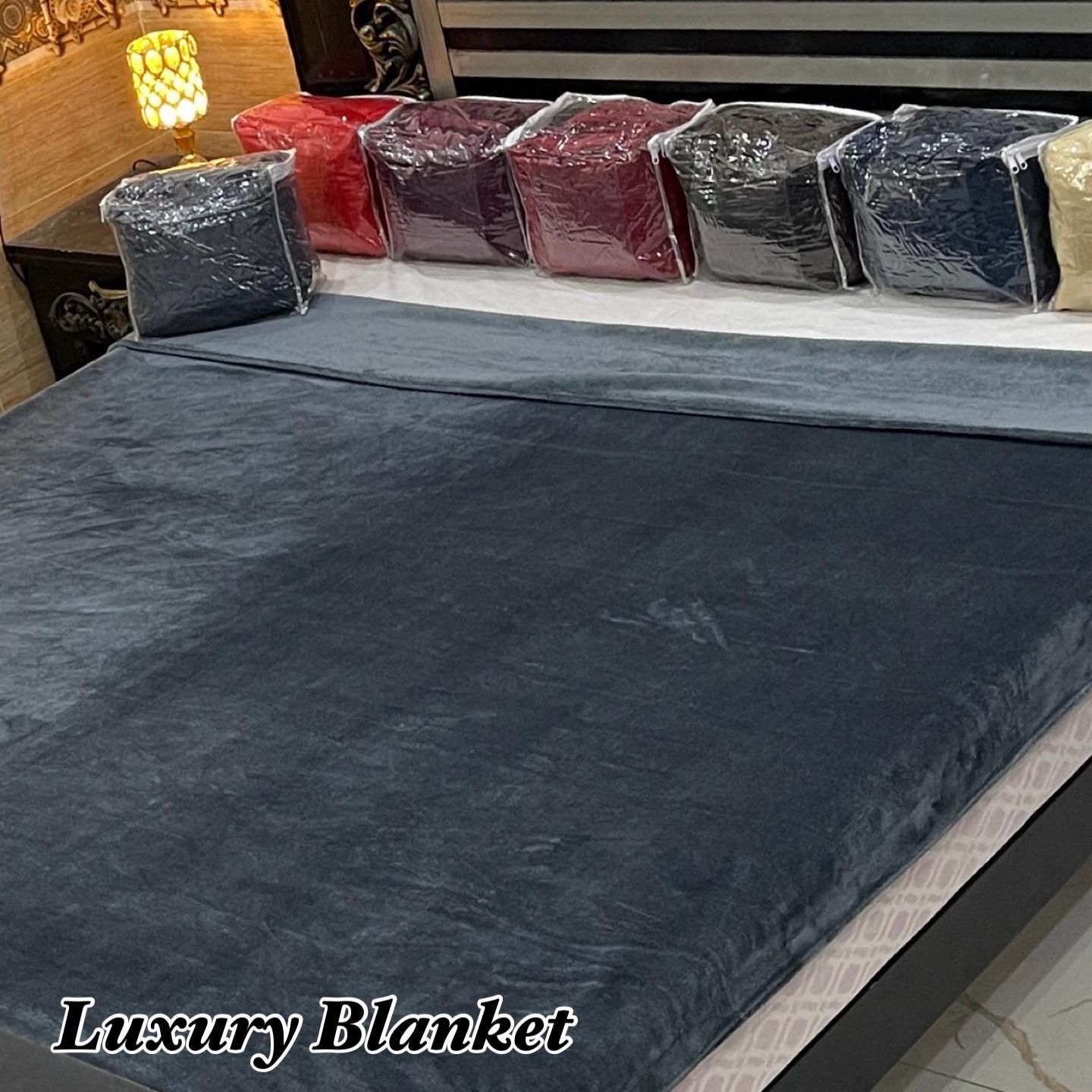Charcoal Grey Velvet Blanket – Ultra-Soft Luxury Throw for Modern Homes