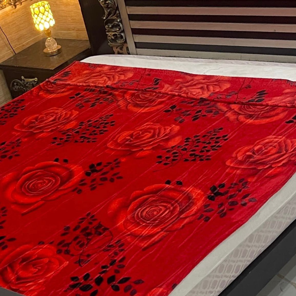 Passion Red Rose AC Blanket – Soft Fleece Double Bed Size