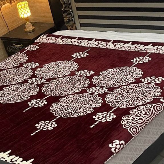 Maroon Elegance Motif AC Blanket – Soft Fleece Double Bed Size