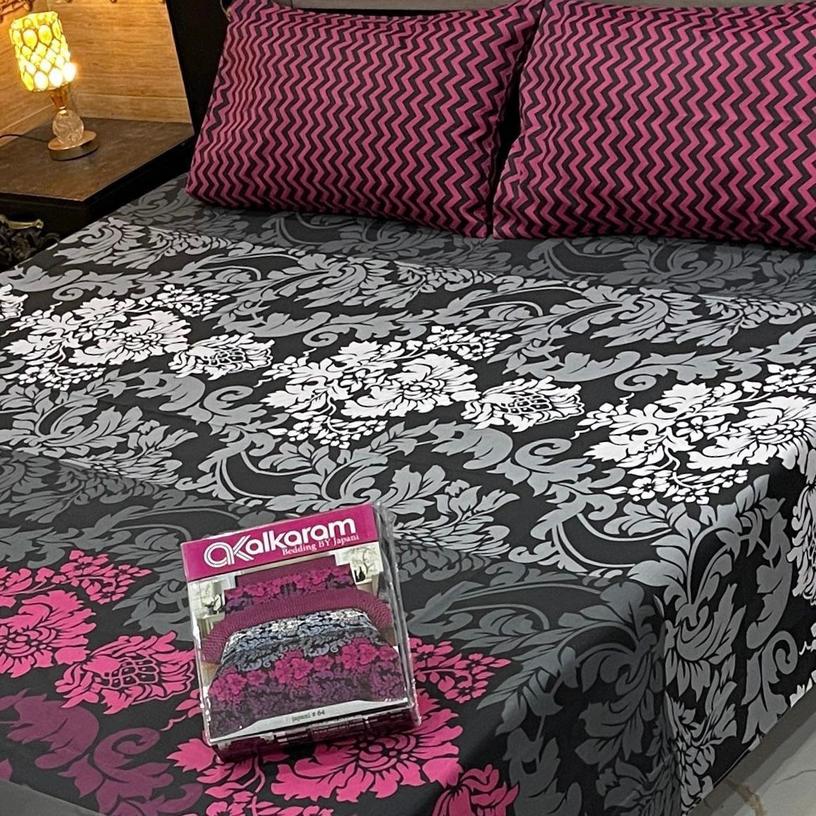 Bold Charcoal Floral Cotton Bedsheet Set – Night Bloom