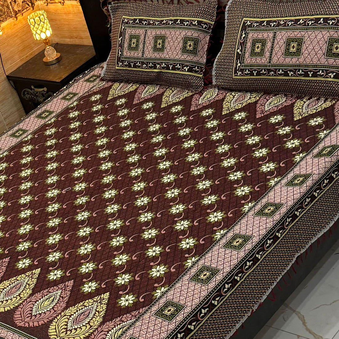 Olive Green – Multani Traditional Jacquard Bedsheet