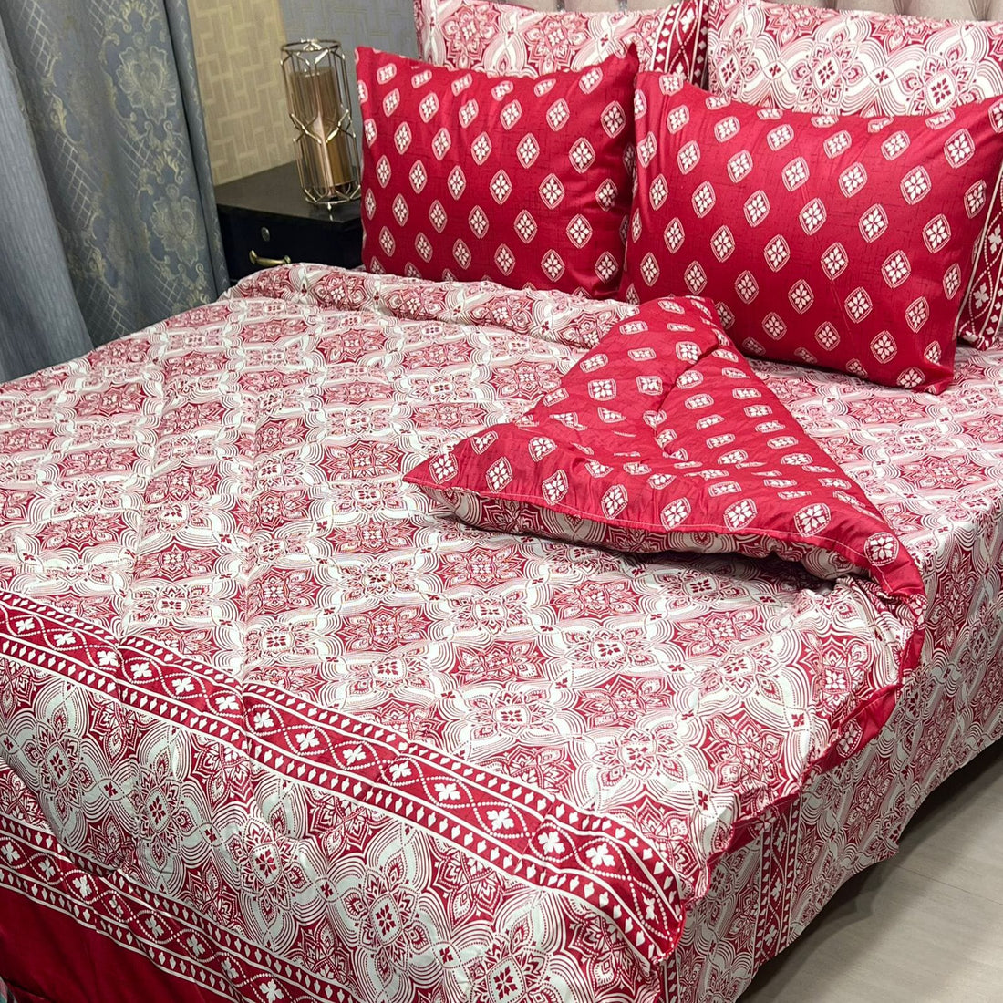 Vintage Floral Green &amp; Gold – 6PC Comforter Set (Vicky Razai Set)
