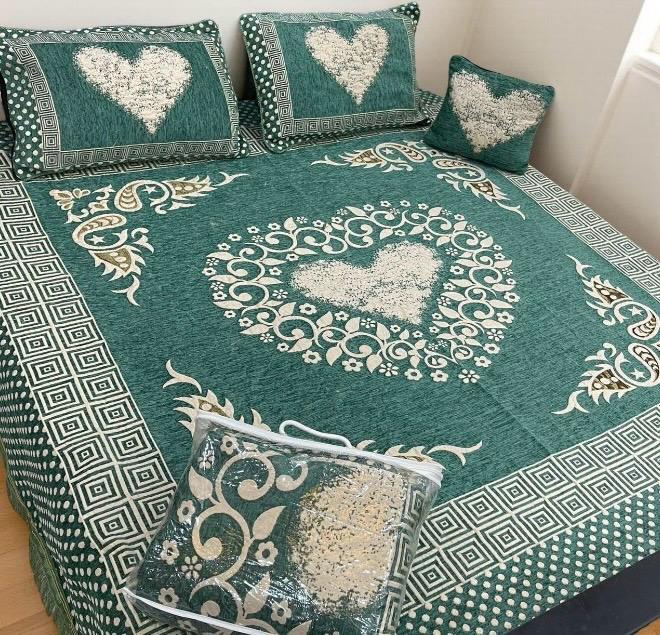 Rust  Heart – 4Pc Velvet Jacquard Luxury Bedsheet