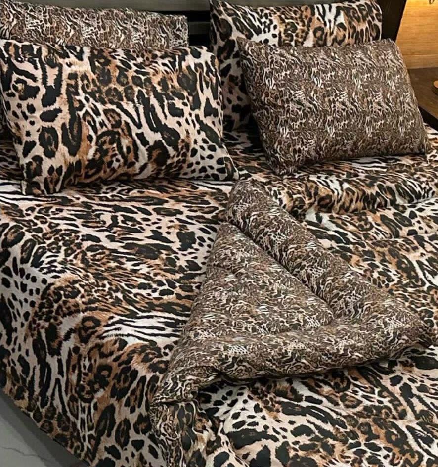 Eternal Comfort Squares 6PC Comforter Set (Vicky Razai Set)