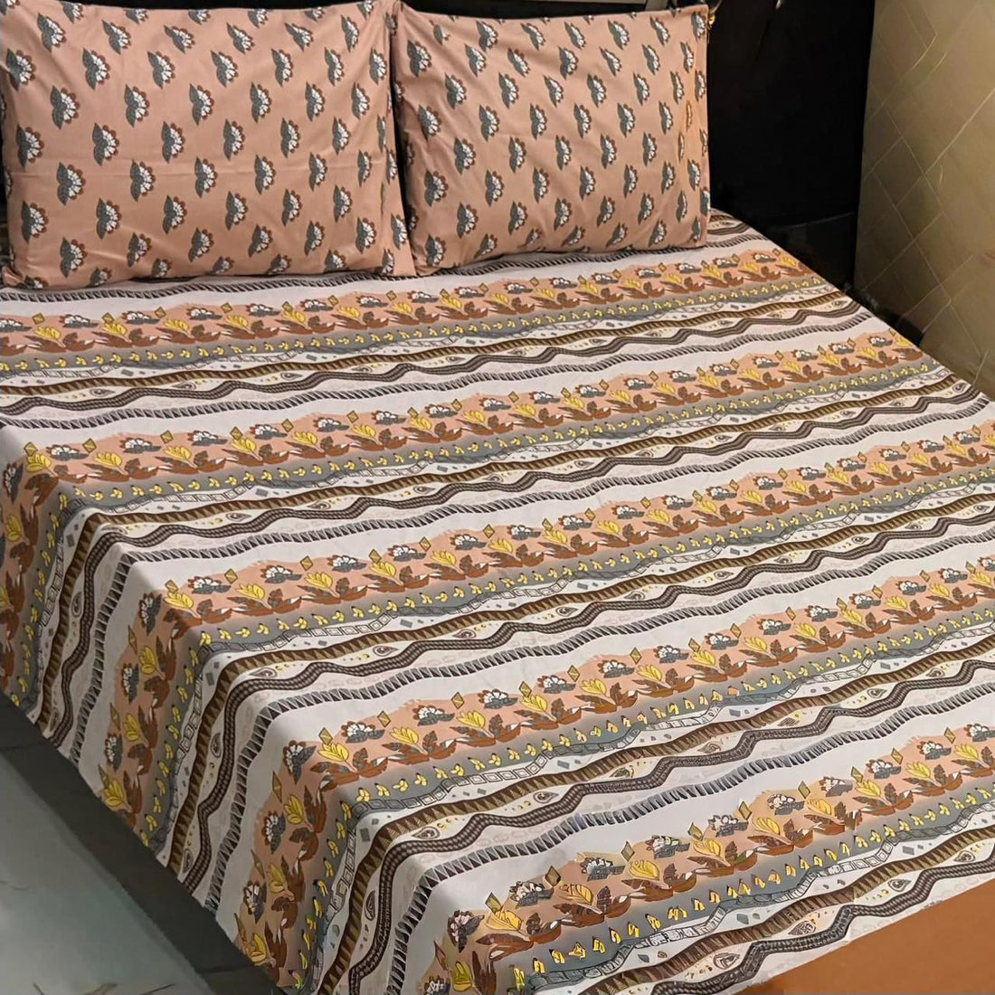 Whisper Comfort Floral &amp; Chevron Premium Cotton Bed Sheet