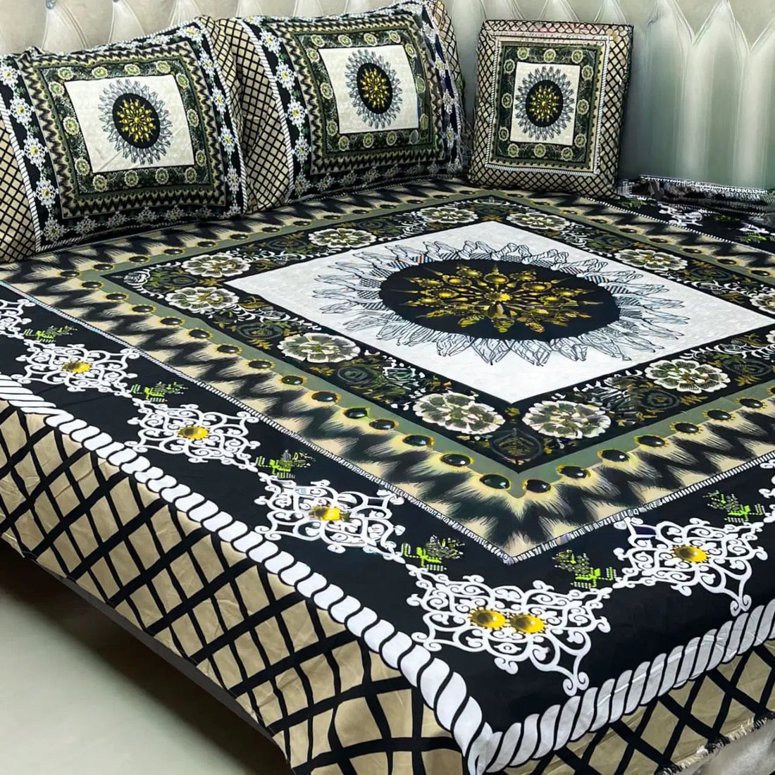 Midnight Rose Bloom – 4-Piece 3D Bed Sheet Set