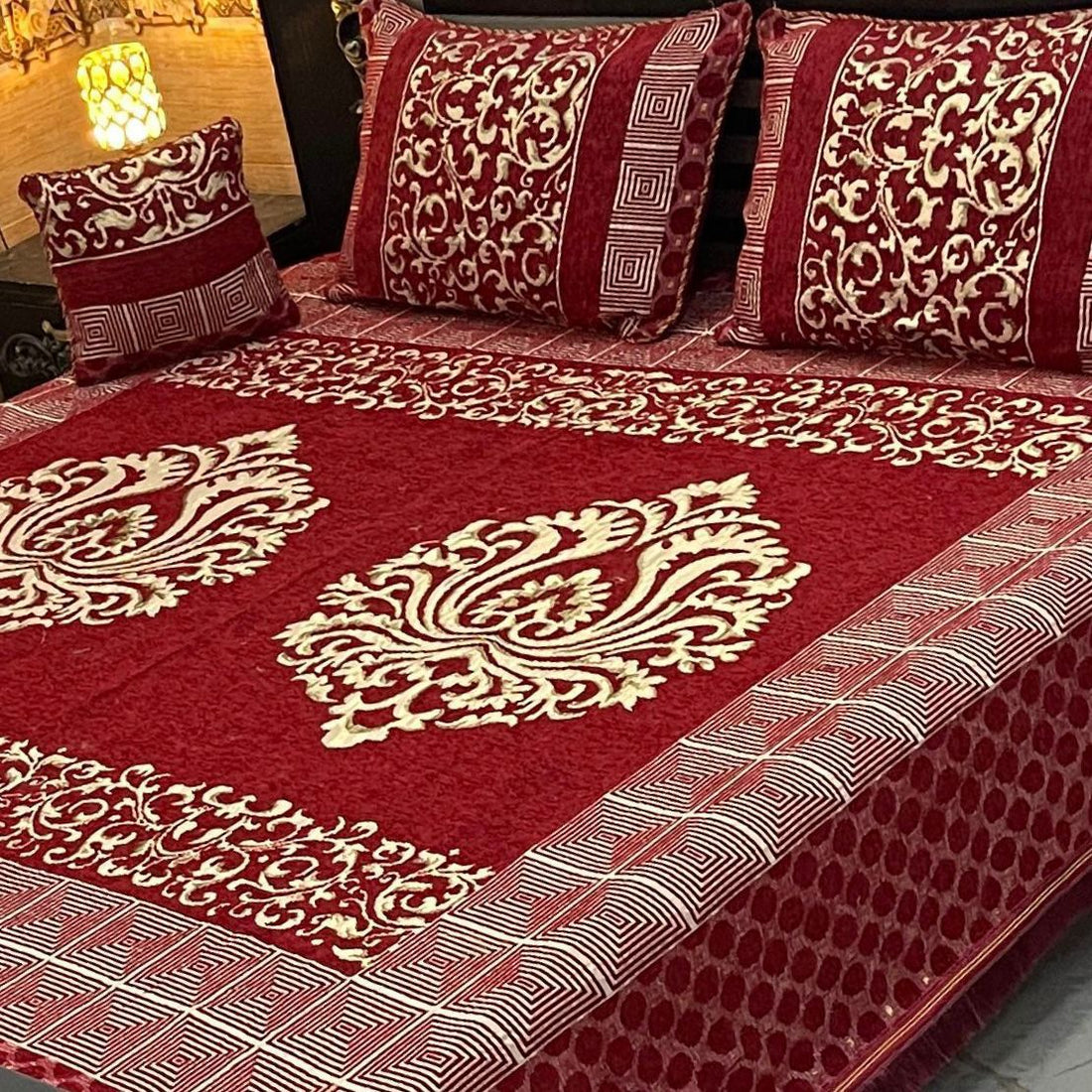 Imperial Red – 4Pc Velvet Jacquard Luxury Bedsheet