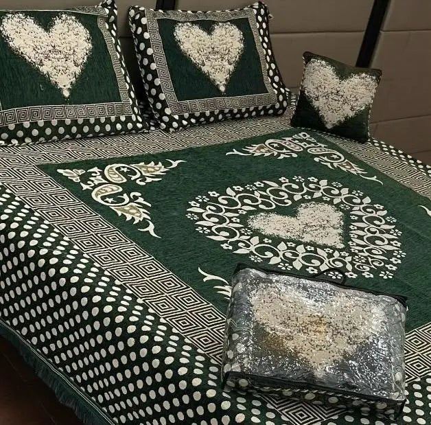 Emerald Green – 4Pc Velvet Jacquard Luxury Bedsheet - Fashion Home Store