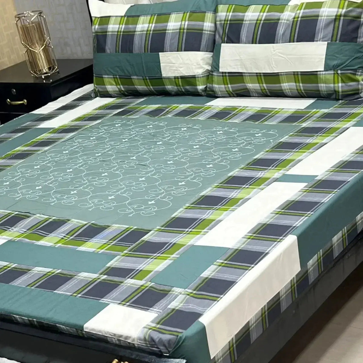 Floral Noir Embroidered Patchwork Bedsheet Set - Fashion Home Store