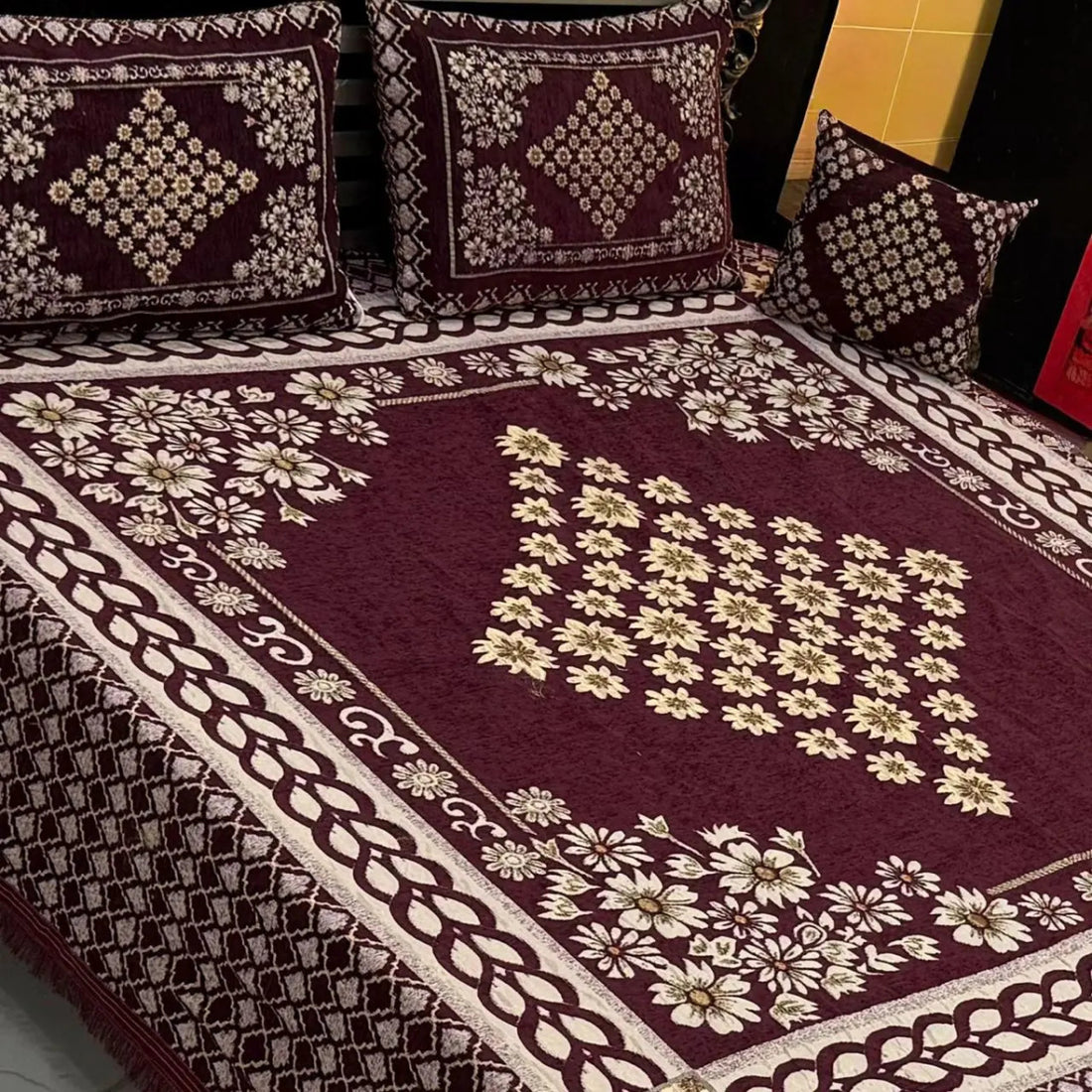 Imperial Purple – 4Pc Velvet Jacquard Luxury Bedsheet - Fashion Home Store