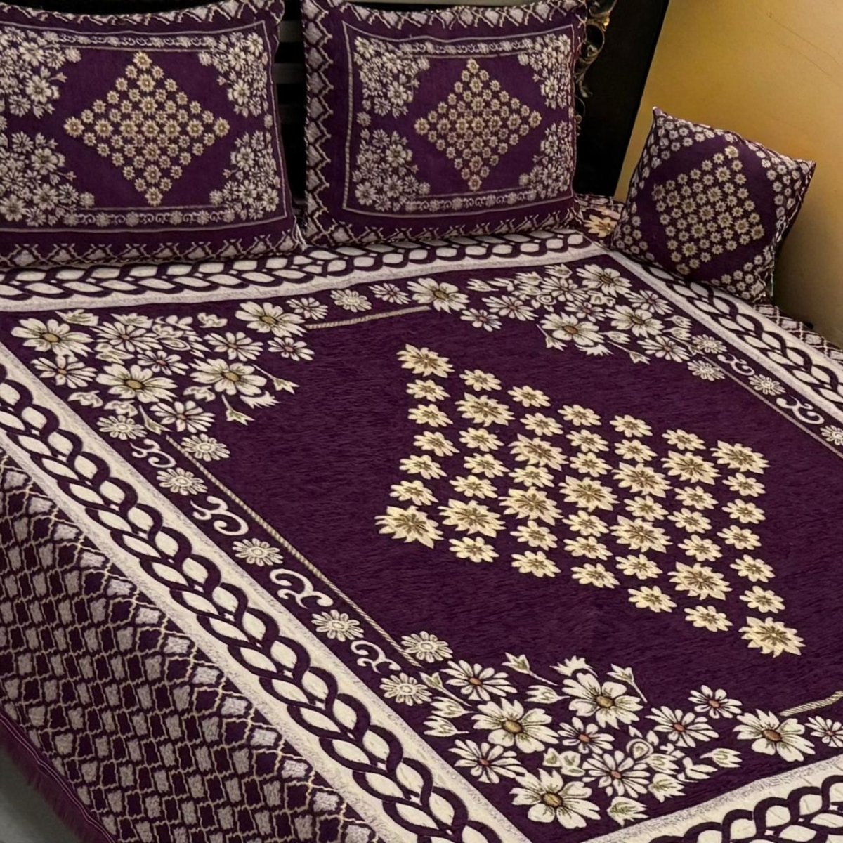 Wine – 4Pc Velvet Jacquard Luxury Bedsheet - Fashion Home Store